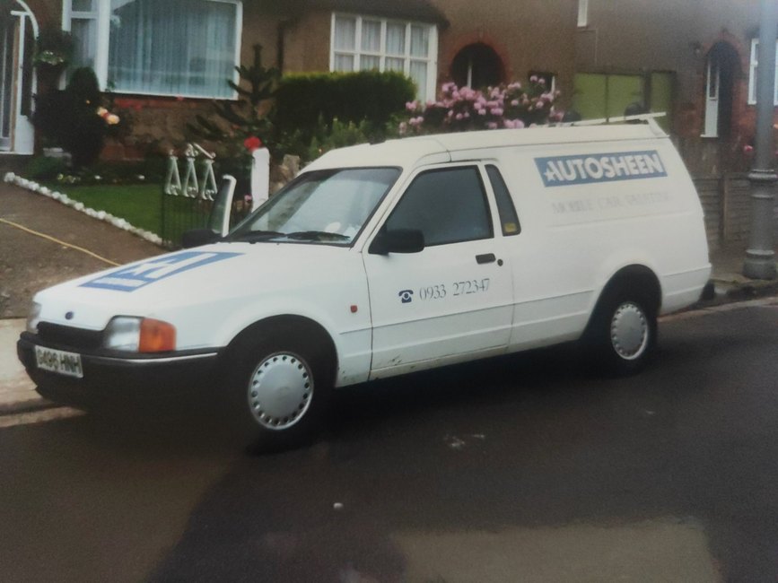 Ford Escort 1.8 diesel van on street